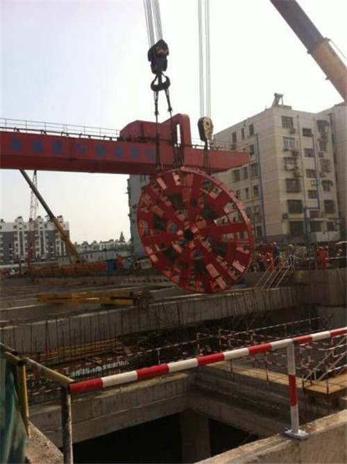 乌鲁木齐市随车吊汽车吊出租哪家好